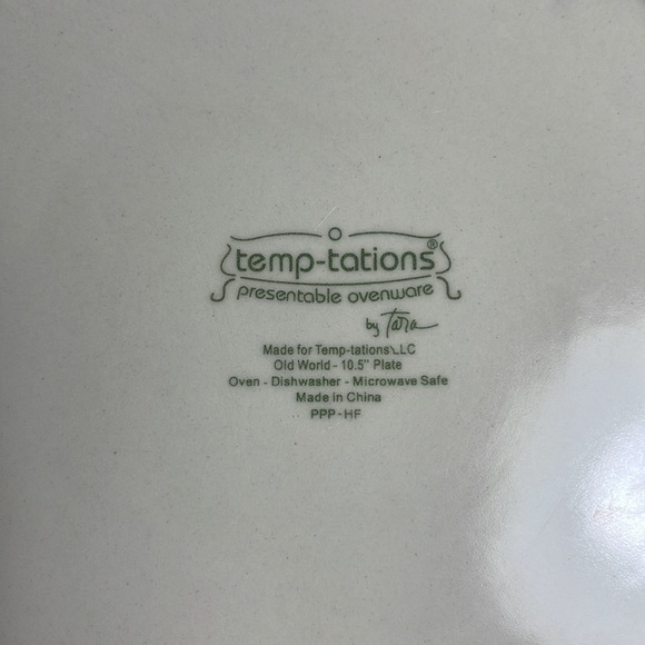 Temptations by Tara Set of 2 Old World 10.5” Dinner Plates - Picture 7 of 7